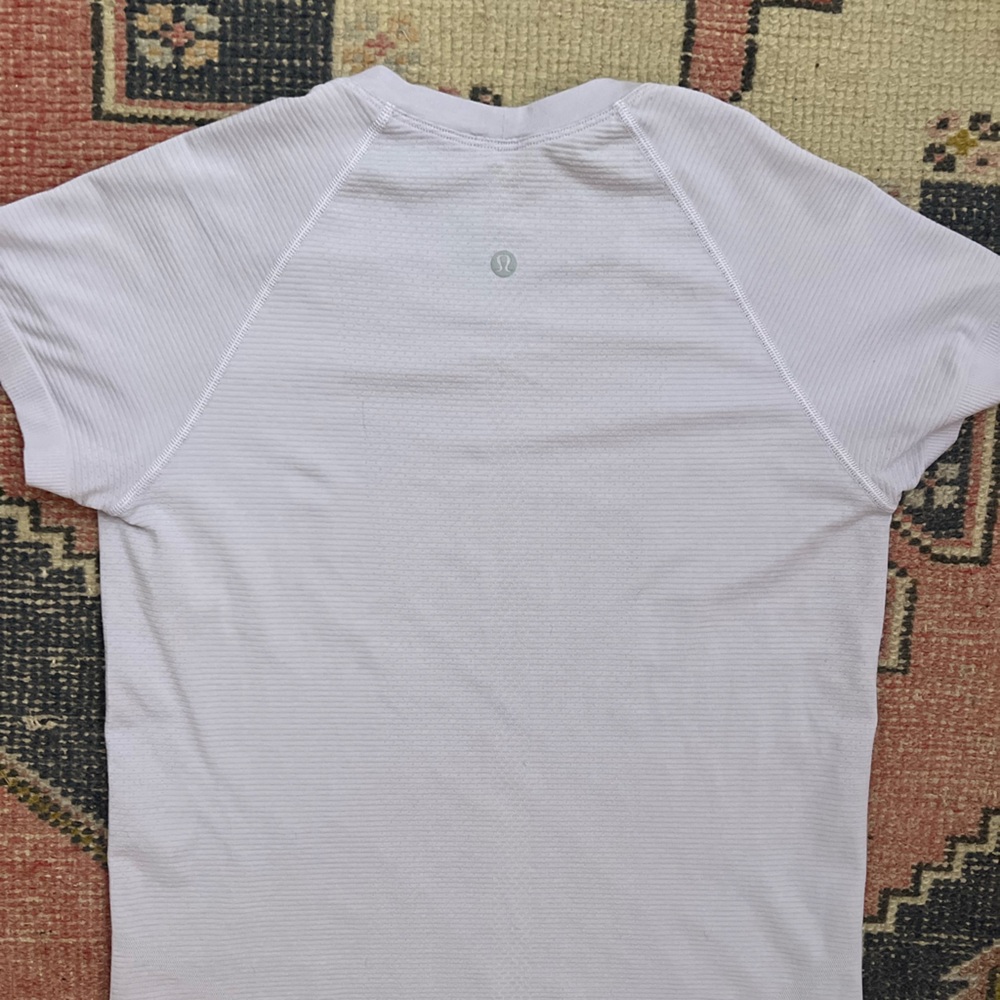 Lululemon Swiftly Tech Race Length Size 8 Top